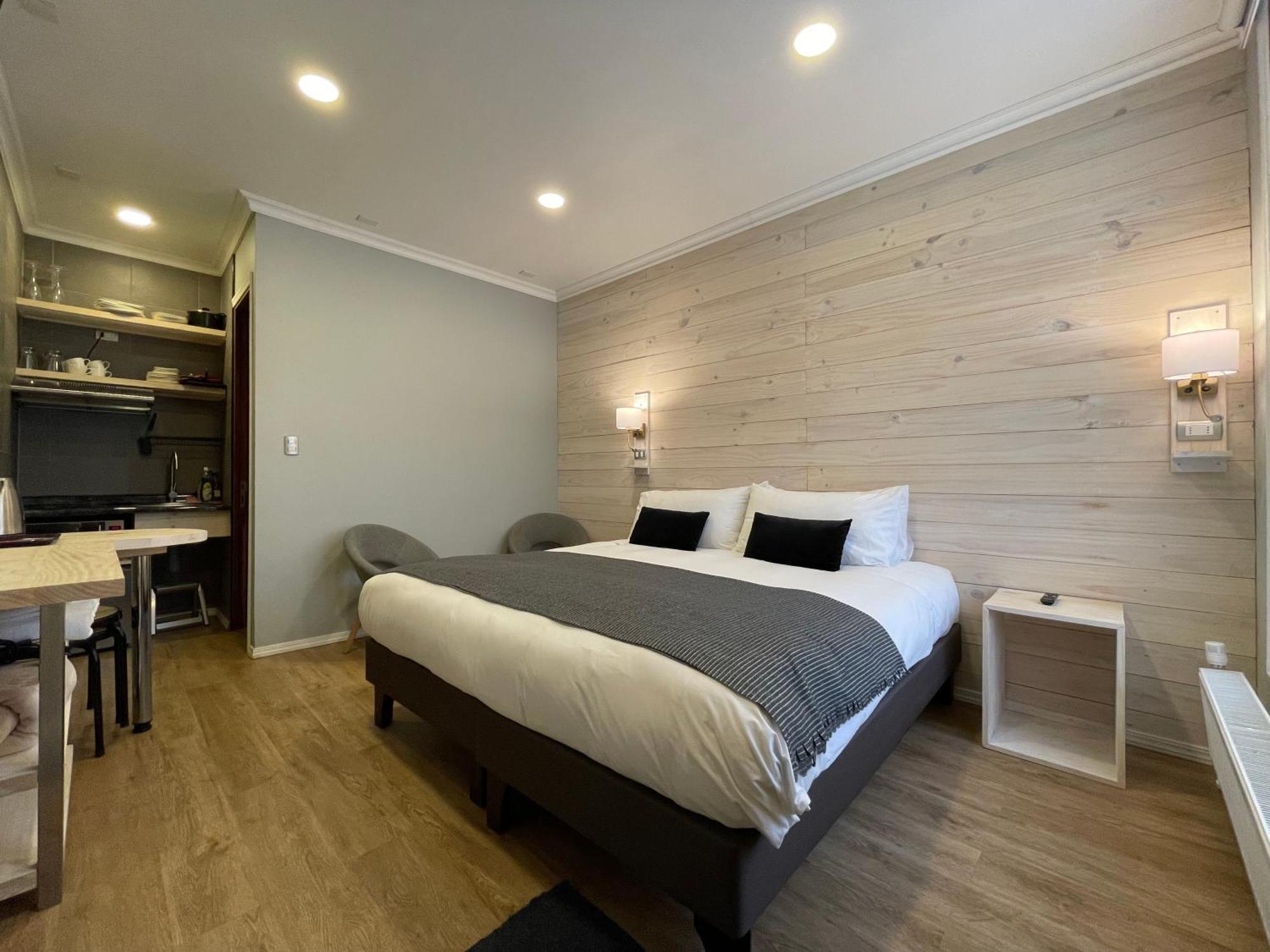 Hostal Boutique Puerta Roja ปุนตาอาเรนาส ภายนอก รูปภาพ