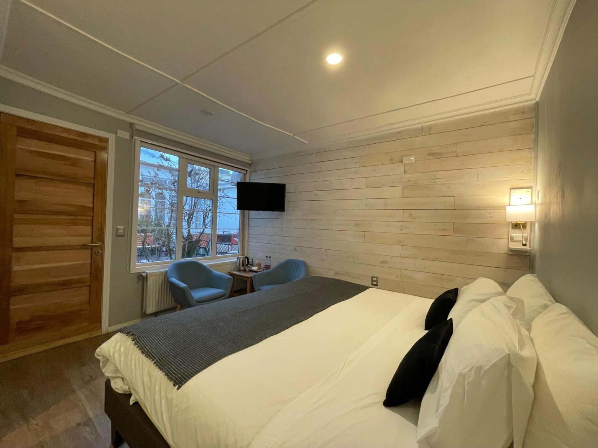 Hostal Boutique Puerta Roja ปุนตาอาเรนาส ภายนอก รูปภาพ
