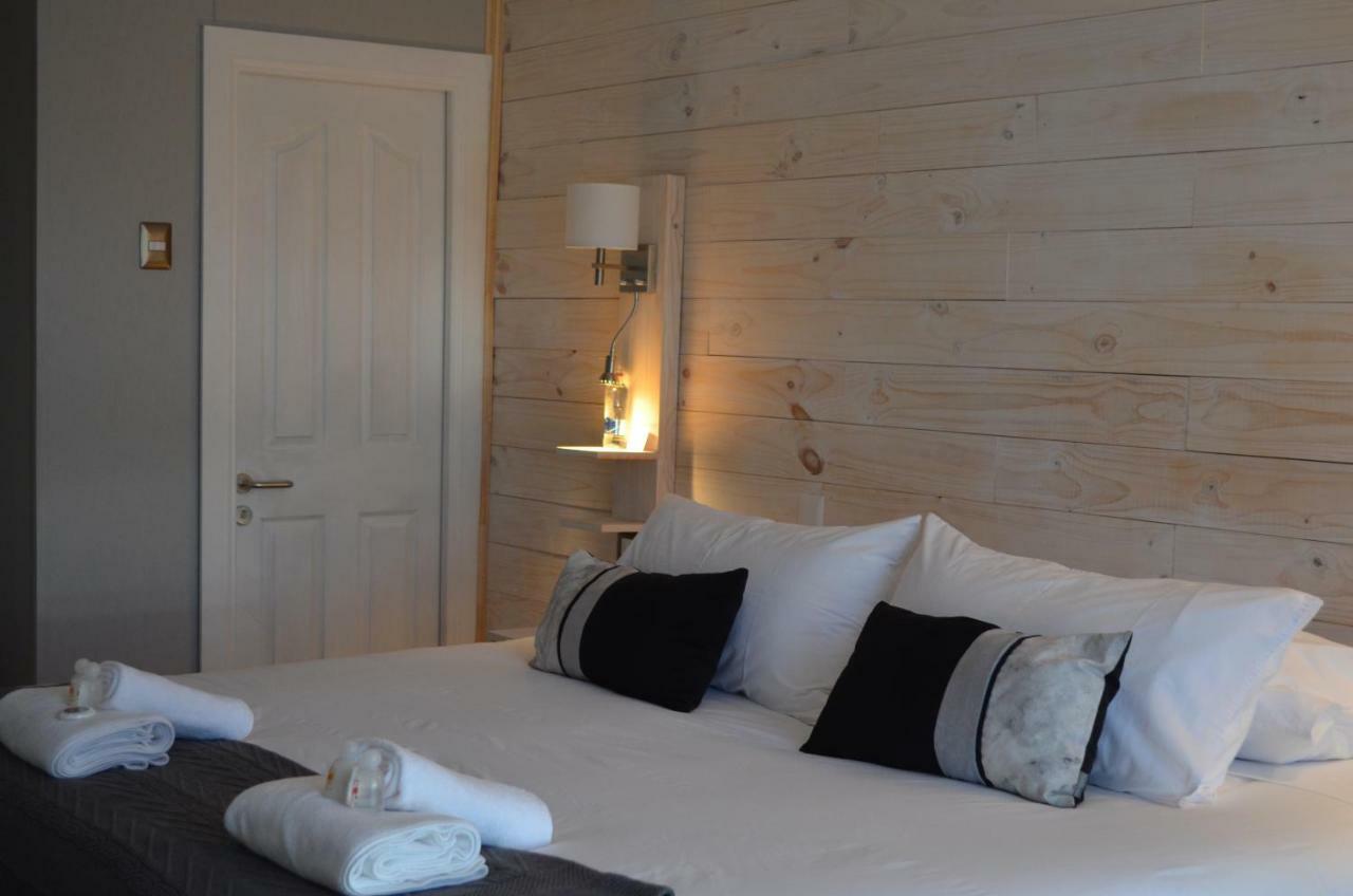Hostal Boutique Puerta Roja ปุนตาอาเรนาส ภายนอก รูปภาพ