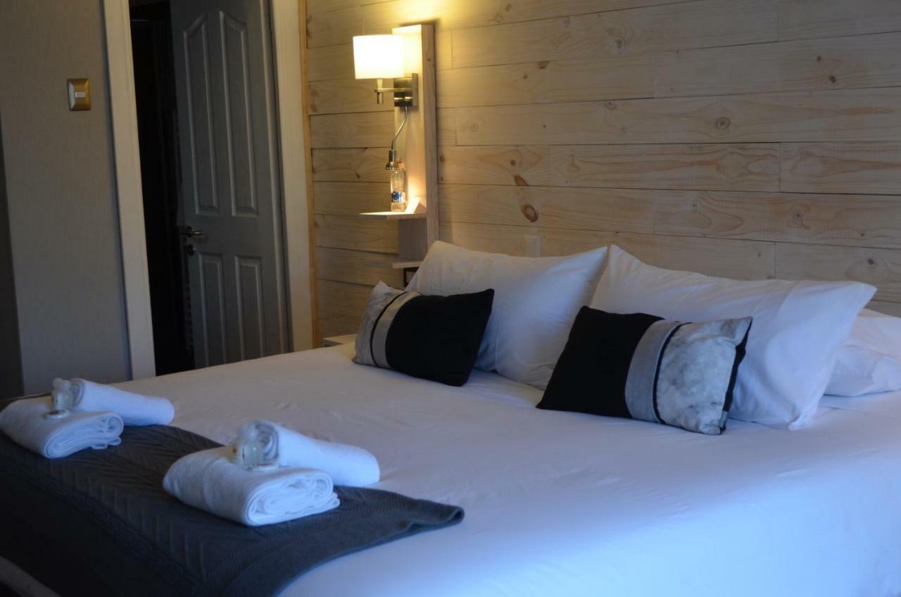 Hostal Boutique Puerta Roja ปุนตาอาเรนาส ภายนอก รูปภาพ