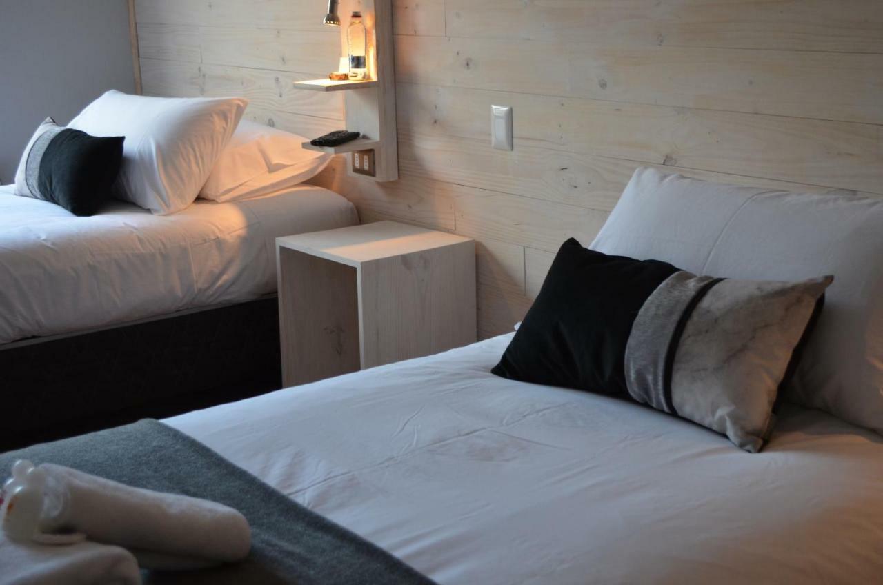 Hostal Boutique Puerta Roja ปุนตาอาเรนาส ภายนอก รูปภาพ