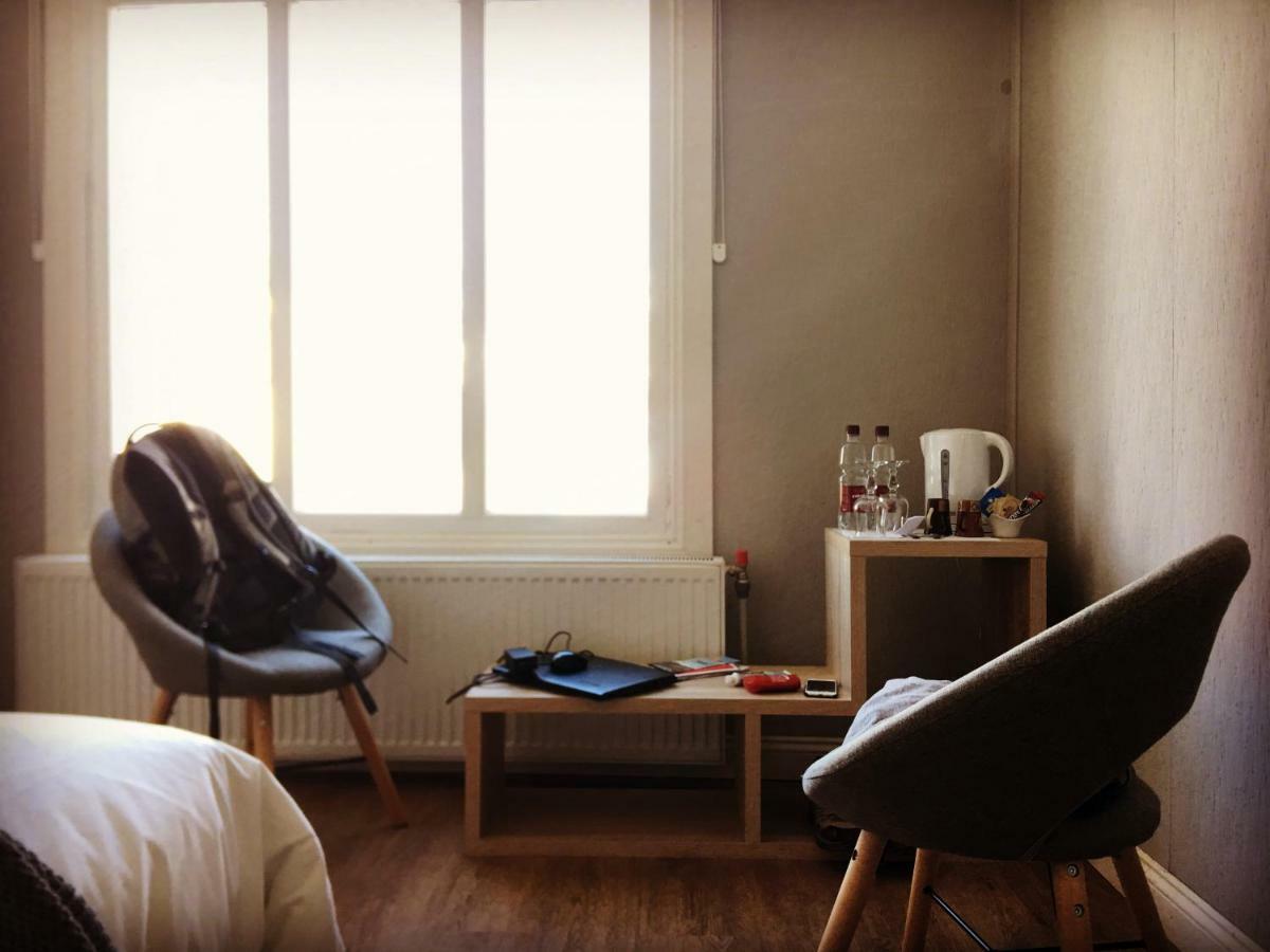 Hostal Boutique Puerta Roja ปุนตาอาเรนาส ภายนอก รูปภาพ